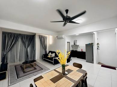 (FULLY FURNISHED) Dekat KLIA 1.5 Storey Kota Seriemas Town Villas