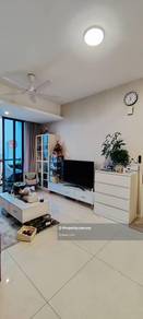Agile Mont Kiara 1215 sqft Hot Area Unit For Sale