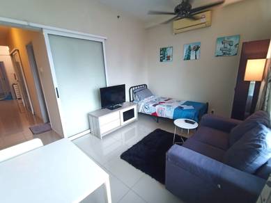 Centrestage Designer Suit, PJ section 13 (2r1b, Wifi, LRT)