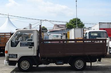 1996 Toyota LY100 Wooden Kargo Diesel