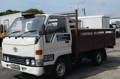 1996 Toyota LY100 Wooden Kargo Diesel