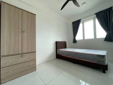 Single bedroom for rent @ Fairview Residence, Bayan Lepas, Penang.
