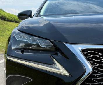 Lexus NX200 2.0 T LUXURY F-SPORT SUNROOF 3EYE-LAMP
