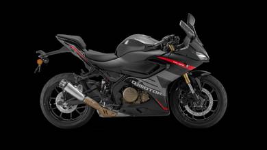  QJmotor SRK250R
