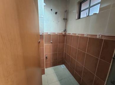 2-storey-Terraced-House-for-sale-Selayang-Selangor-3
