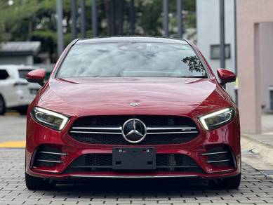 Mercedes Benz A35 2.0 AMG 4-MATIC 4WD SEDAN