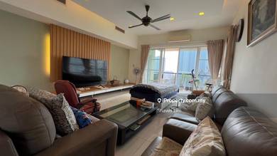 Spacious high-floor unit for sale in Mont Kiara Aman with Palace view