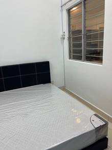 Medium Room, Kota Kemuning, Seksyen31 Shah Alam Jalan Anggerik Malaxis
