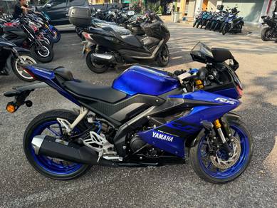 Yamaha R15