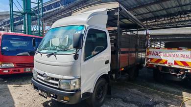 HINO WU302R Tail lift Kargo Am Isuzu Mitsubishi