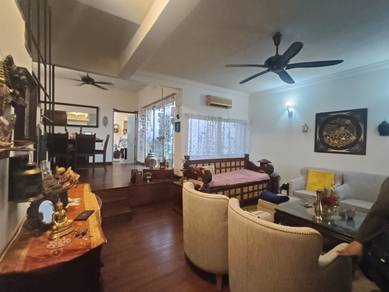 Two And Half Storey House with Courtyard 20x92 SUBANG JAYA SS12