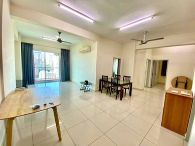 SEA VIEW! Straits Garden Condo 1323SF 3+1 ROOM Semi Furnished