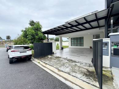 Mutiara Rini homes 8. Renovated corner house