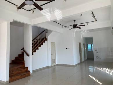 HOT Corner Lot Unit Double Storey Abadi Height Puchong MV1.5M Discount