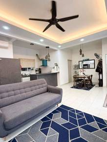 Eristana Townhouse Cantik Dan Murah Level 1 Move in Condition For Sale
