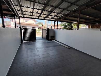 (Nonbumi) Double storey terrace at Taman Melaka Baru