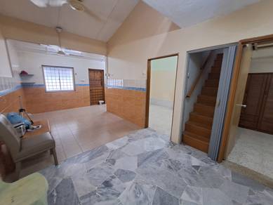 1 storey terrace house ,Taman Berlian, Kajang ,Sg Jelok, near Semenyih