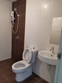 Pacific Place, Fully furnish Studio unit. Next LRT station kelana jaya