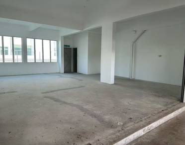 Ground Floor Shop Lot For Rent｜Near to Taman Seri Serdang｜Kepala Batas