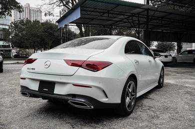 Mercedes Benz CLA180 1.3 AMG LINE