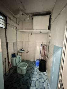Flat Taman Perling