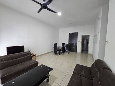 D'Summit Residences @ Kempas Utama With Private Lift