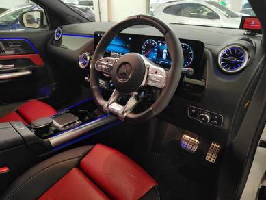 Mercedes Benz GLA45 S 2.0 4MATIC AMG SUV