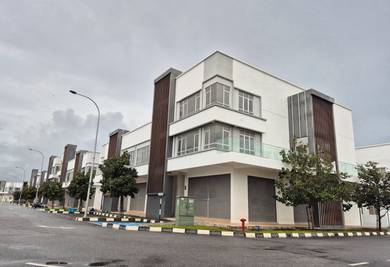 3 Storey Corner Shop Facing Road｜Setia Fontaines Bertam｜Kepala Batas