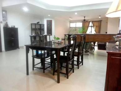 Bellane Court - Ground Floor - 1800sf - Rare Unit - Partly Renovated