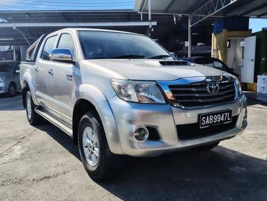 Toyota HILUX 3.0 G (A)