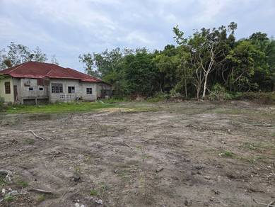 Banglo Lot Berhampiran SMK Alor Pasir