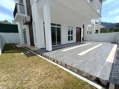 [Corner lot] 3 Storey Superlink Taman Puncak Indah Ampang for sale