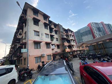 Apartment Lestari (Damansara Damai)