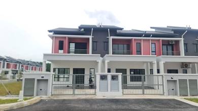Freehold Double Storey Terrace In Taman Samarang Intan, Dengkil