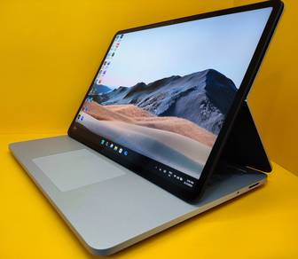 HOT SALE🔥Get Laptop Studio 14.4" 32/1TB/i7 Now!!