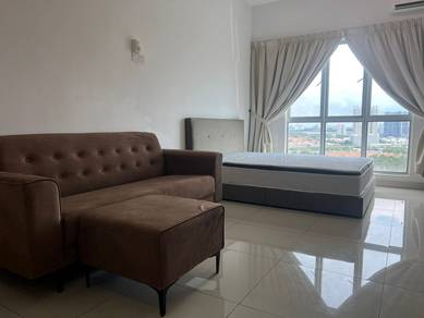 (FULLY  FURNISHED) Galleria Studio Taman Equine Seri Kembangan