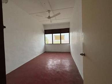 SUPER WORTH !! Lebuh Nipah 1800 Sqft 2 Storey Terrace Rare In market