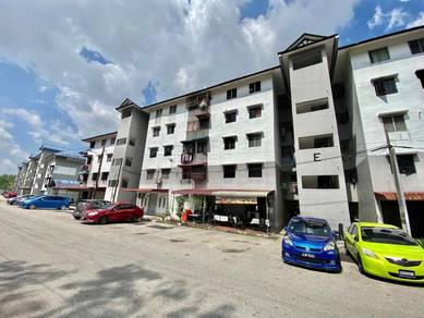 Taman Tampoi Utama Flat