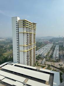 Oasis 1 muatira height condo