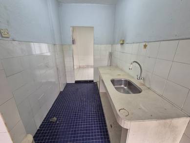 【Kitchen Table Top, Fully tiles floor】 Palma Apartment, Country Homes