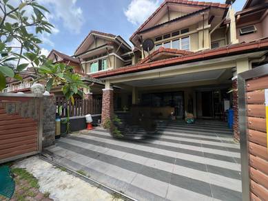 2 Storey Superlink Bukit Jelutong Jalan Birai, Shah Alam