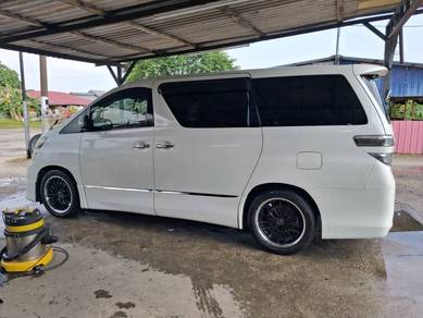 Toyota VELLFIRE 2.4 X MOON ROOF (A)