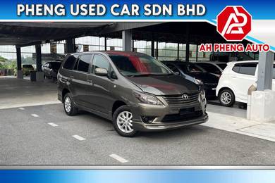 Toyota INNOVA 2.0 E (A)