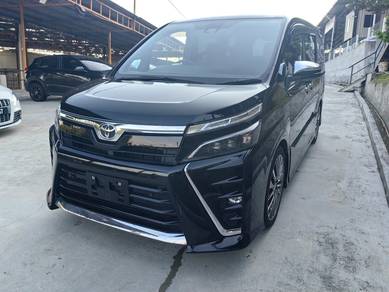 Toyota VOXY 2.0 ZS KIRAMEKI 2