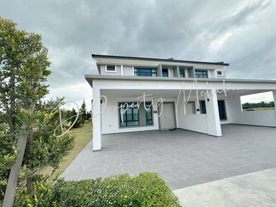 Freehold Double Storey Terrace@Bandar Botani Jasin / Tehel