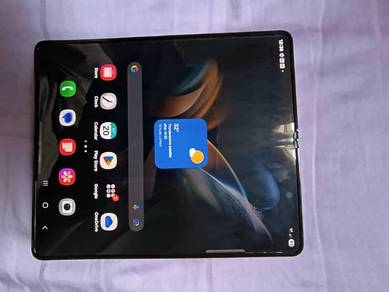 Samsung Galaxy Z Fold 4
