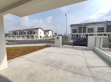 Gelang Patah / Aster Height Corner Lot For Rent