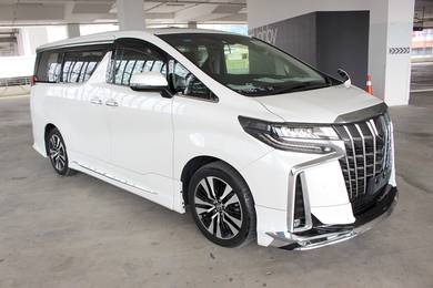 Toyota Alphard SC Pilot Seat Mega Sales Promo