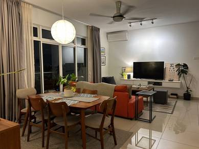 Rumah Cantik, Fully Furnished, MURAH, FREEHOLD di Dwiputra Residences