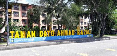 Flat Tmn Dato Ahmad Razali, Ampang, Selangor.